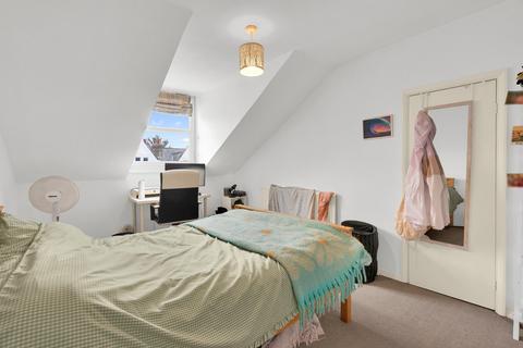 undefined, Ritherdon Road, Balham, London