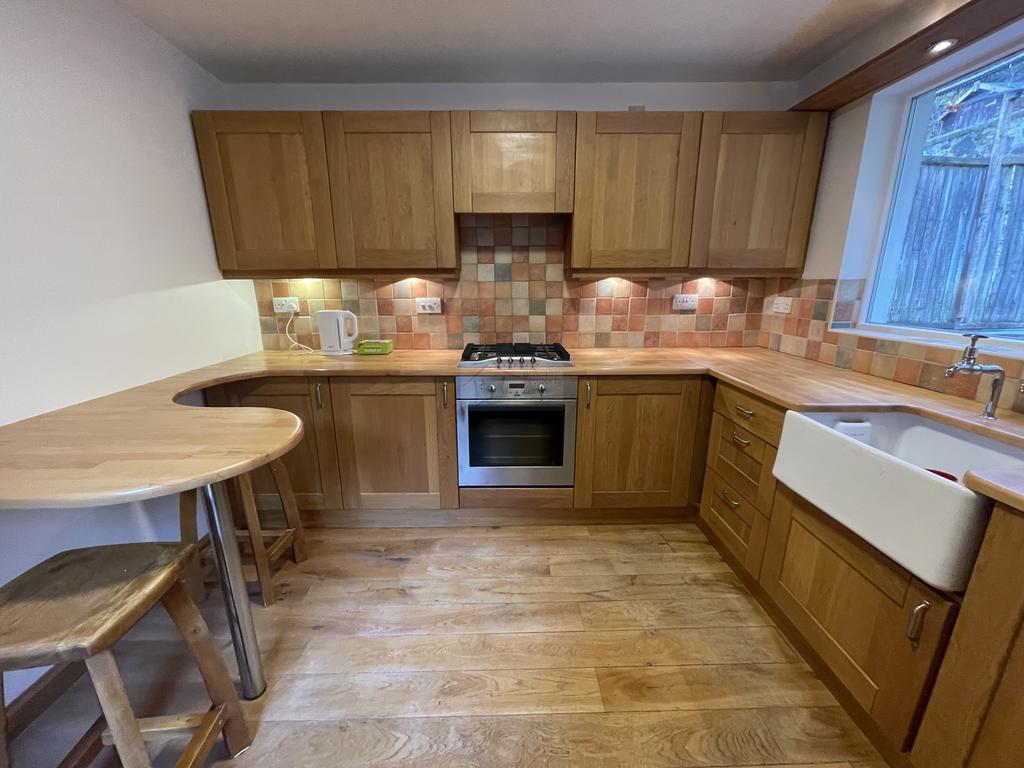 Kitchen a.JPG