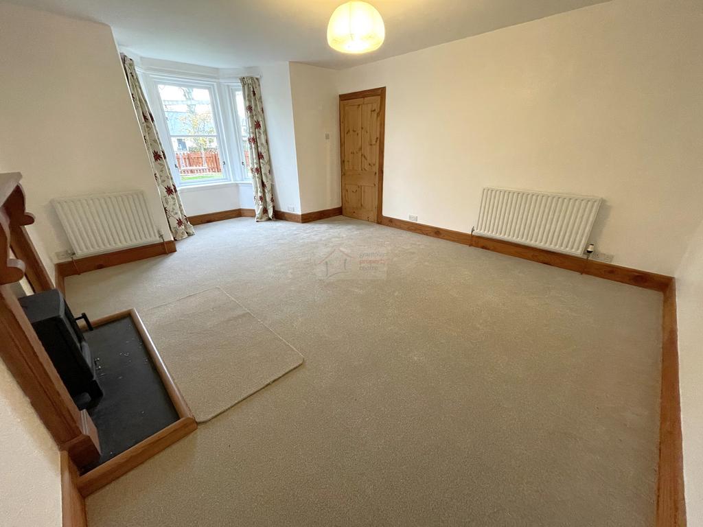 Lounge Bed 3.JPG