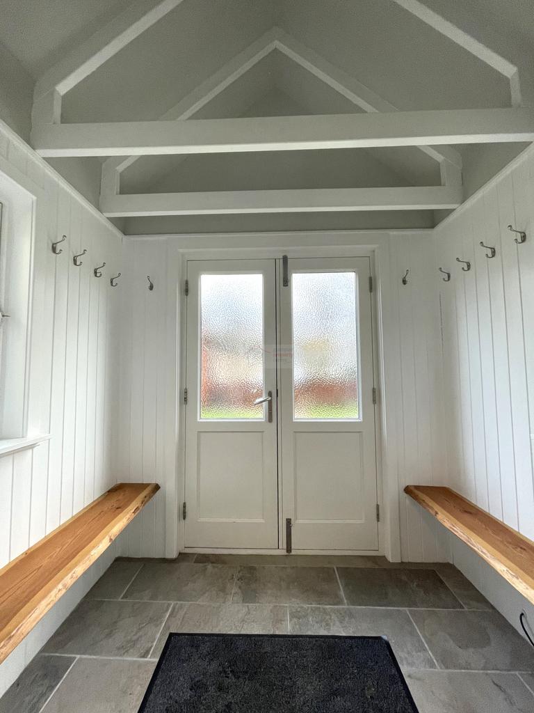 Porch.JPG