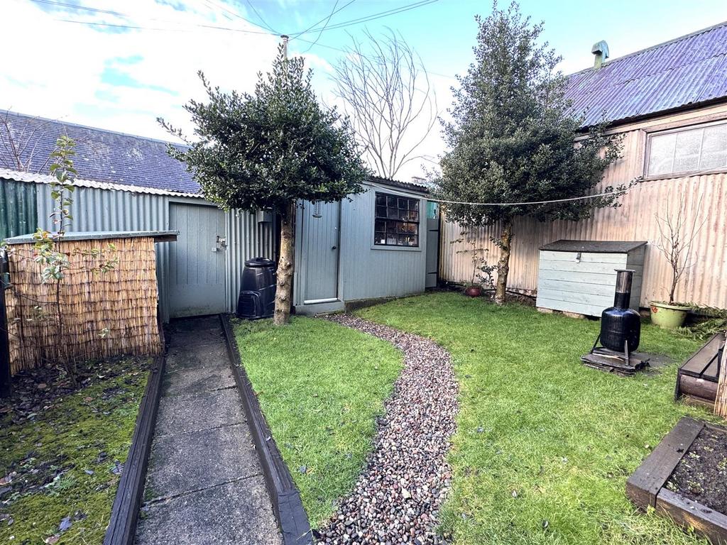 Garden 2.jpg