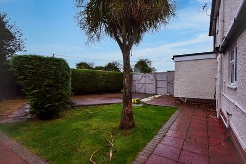 2 bedroom semi-detached house for sale, 57 Meadowlands, Kirton, Suffolk, IP10 0PX