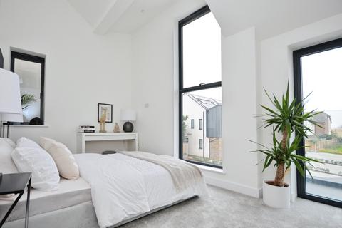 4 bedroom semi-detached house for sale, Poets Place, Ramsgate