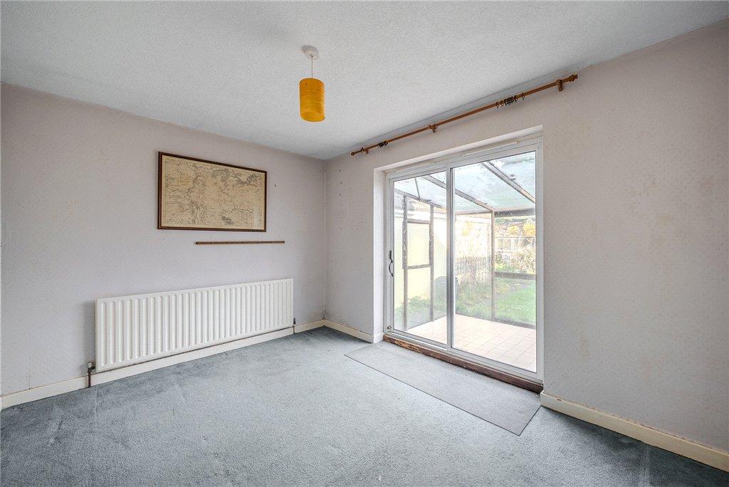 Sitting/Dining Room