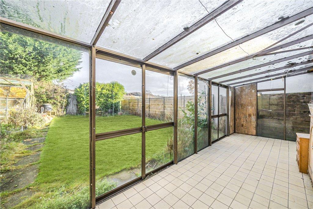 Lean Too Sun Room