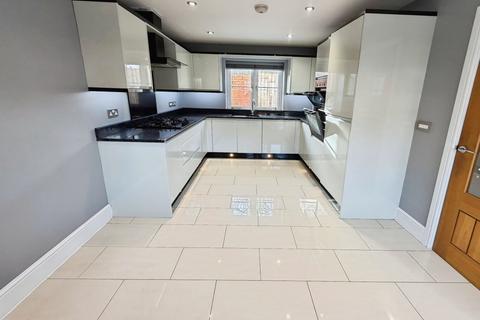 3 bedroom detached house to rent, Parish Mews, Hampton-In-Arden, Solihull
