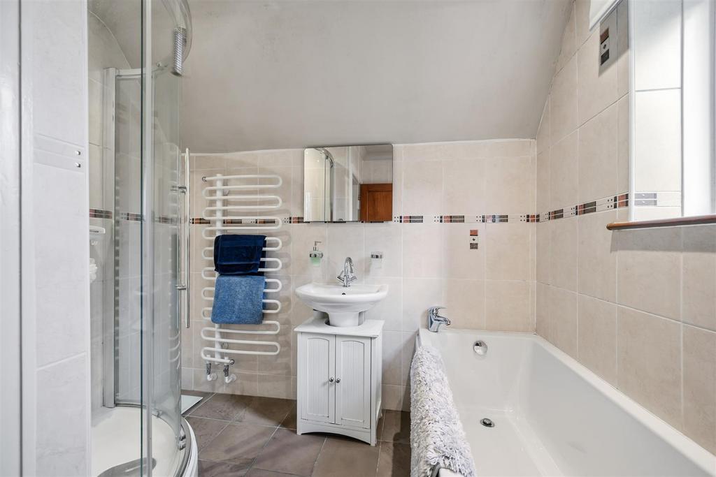 Bathroom - bath and shower.jpg