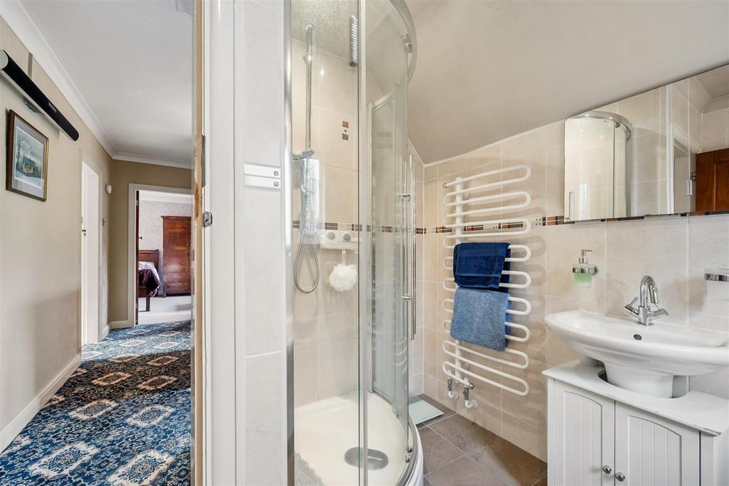 Bathroom - shower.jpg