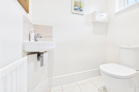 3 bedroom detached house for sale, Meadowsweet Road, Cheltenham, Gloucestershire, GL53
