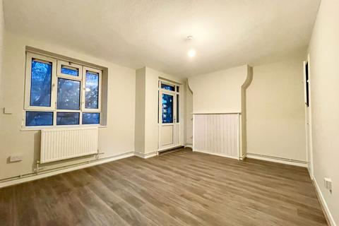 4 bedroom apartment to rent, Talwin Street, Tower Hamlets E3