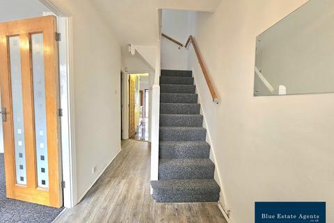 undefined, Kingsbridge Road, Southall, UB2