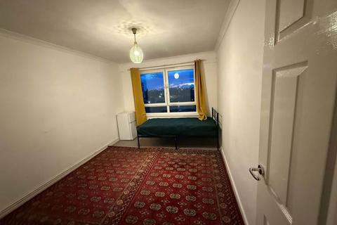 House share to rent, Loxford Road, Barking, London IG11