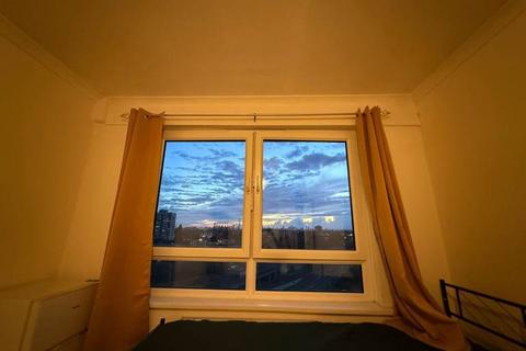 House share to rent, Loxford Road, Barking, London IG11