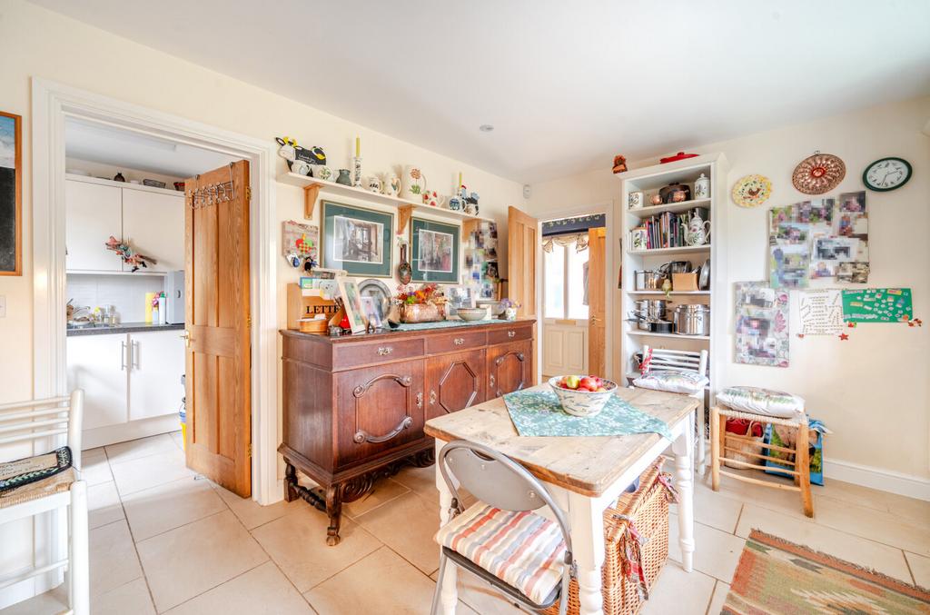 Kitchen/Breakfast