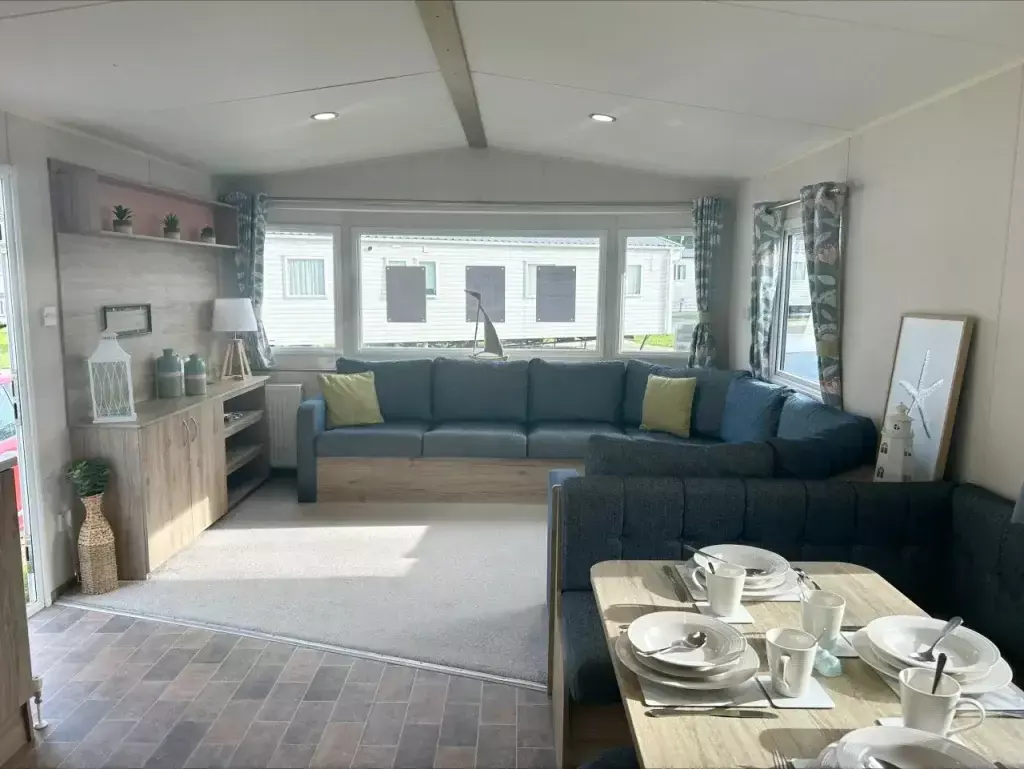 Abi Trieste 2021 Car0064997 120662780