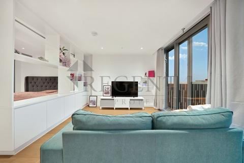 Studio to rent, Marsh Wall, Landmark Pinnacle, E14