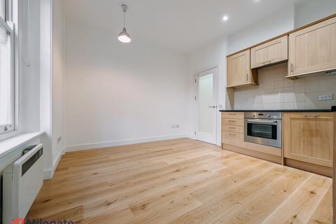 undefined, Gray&#39;s Inn Road, London WC1X
