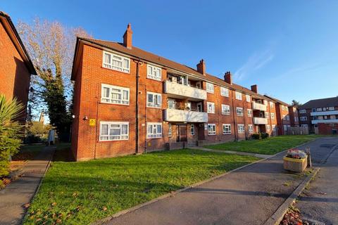 2 bedroom flat to rent, Poplar Court, Gap Road, Wimbledon, SW19