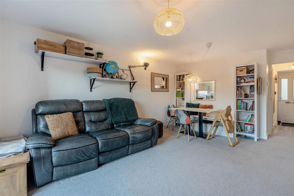 8672335-interior15.jpg