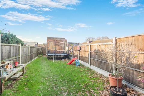 3 bedroom terraced house for sale, Thackeray Road, Larkfield, Aylesford