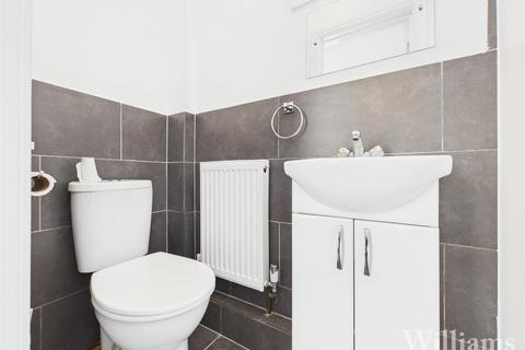 undefined, Prebendal Avenue, Aylesbury HP21