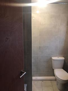 4 bedroom terraced house to rent, Nottingham NG7