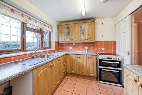undefined, 32 Woodland Close, Albrighton, Wolverhampton, WV7 3PR
