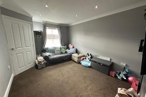 2 bedroom semi-detached house for sale, Partridge Close, Stowmarket IP14