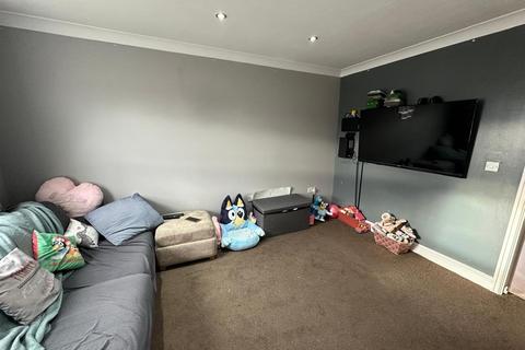 2 bedroom semi-detached house for sale, Partridge Close, Stowmarket IP14