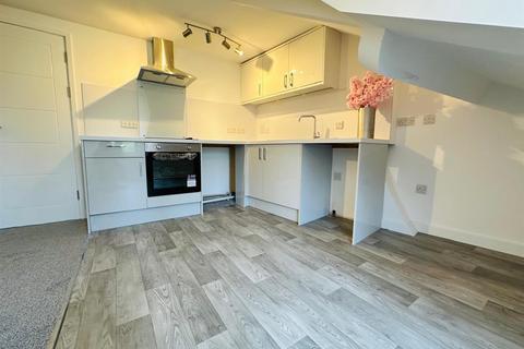 undefined, 2A Angel Hill, Tiverton EX16