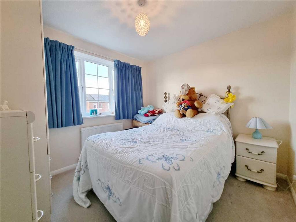 Bedroom 2: