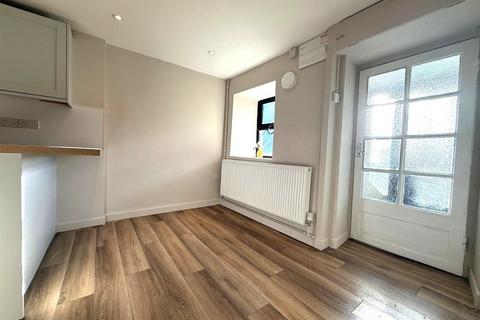 undefined, Mill Street, Pontrhydfendigiaid, Ystrad Meurig