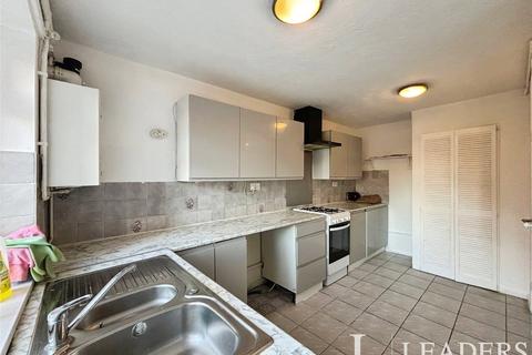3 bedroom house to rent, Long Banks, CM18