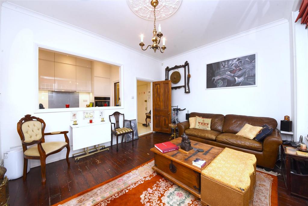 15d Queens Avenue Pic 1.png