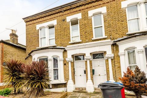 Studio to rent, Hardman Road, Kingston, Kingston upon Thames, KT2