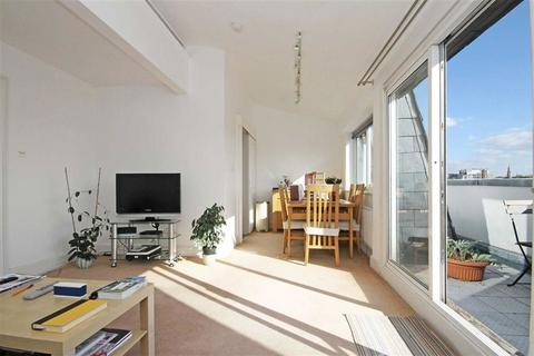 2 bedroom flat for sale, Lexham Gardens, London W8