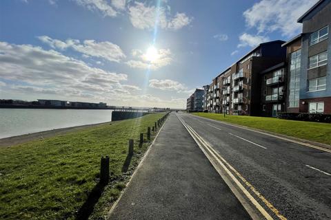 2 bedroom flat for sale, Pentre Doc Y Gogledd, Llanelli