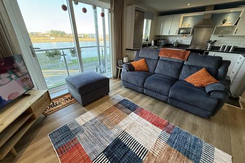 2 bedroom flat for sale, Pentre Doc Y Gogledd, Llanelli