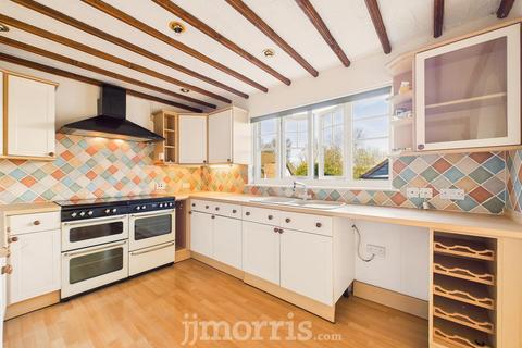 4 bedroom detached house for sale, Cysgod-y-Coed, East Street, Newport