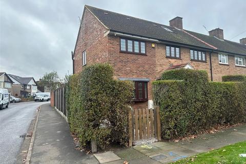 1 bedroom end of terrace house for sale, Sparrow Farm Drive, Feltham