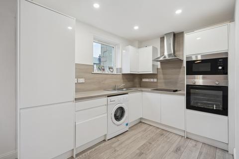undefined, Claycrofts Place, Stirling, Stirlingshire, FK7 7QH