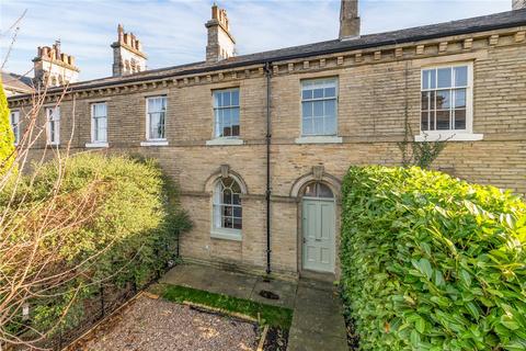 2 bedroom terraced house for sale, George Street, Shipley, West Yorkshire, BD18