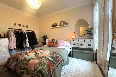 undefined, Kensington Avenue, Watford WD18