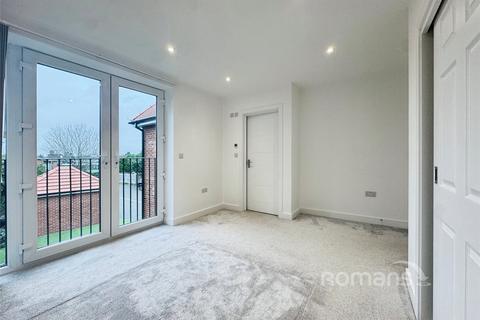 undefined, Shoppenhangers Road, Maidenhead, Berkshire, SL6