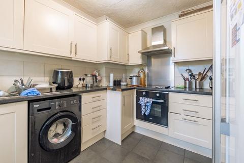 5 bedroom semi-detached house for sale, Victoria Road, Margate CT9