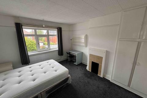 undefined, St Annes Road, Headingley LS6