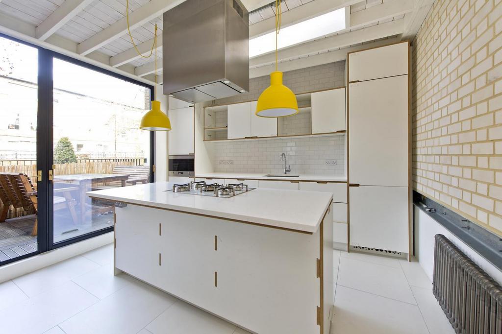 Kitchen (Main)