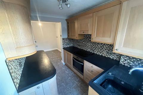 undefined, High Street, Royston, Barnsley, S71
