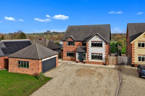 4 bedroom detached house for sale, Winchcombe Road, Sedgeberrow, Evesham, WR11