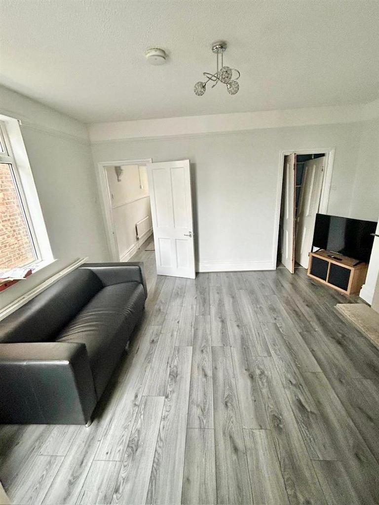Family Room.jpg